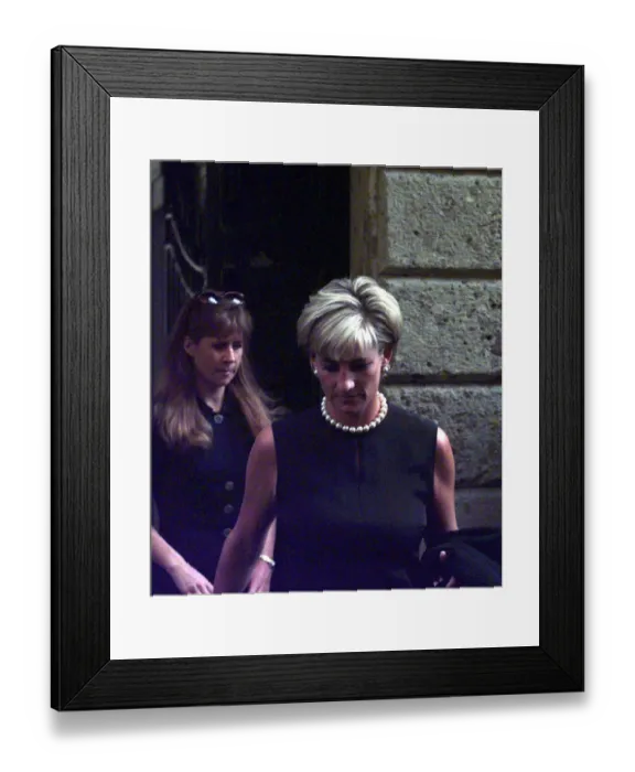 Framed Print : Princess Diana leaves the home of slain Italian fashion designer Gianni Versace in