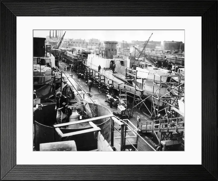 Framed Print : Submarine under construction at Todds Shipyard 1944 WW2