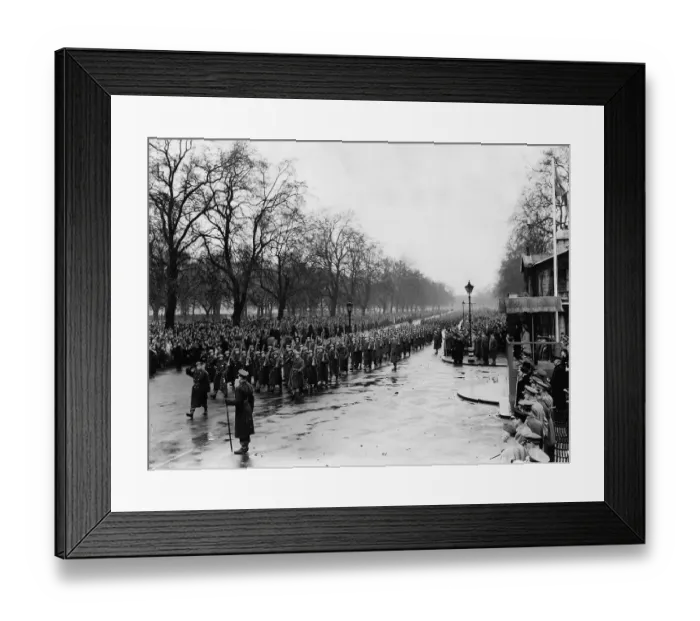 Framed Print : WW2 Home Guard saluting the King Dec 44 at Stanhope Gate Hyde Park Framed Print : WW2 Home Guard saluting the King Dec 44 at Stanhope Gate Hyde Park
