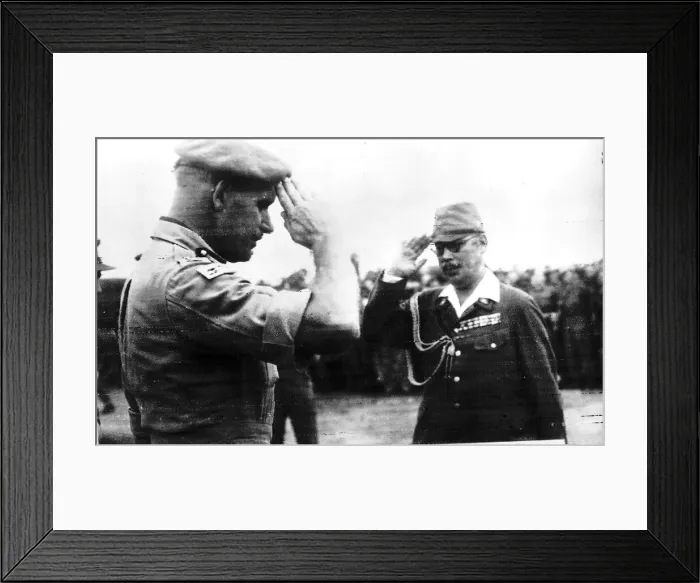 Framed Print : WW2 Japanese surrender Aug 1945 Two commanders salute each other