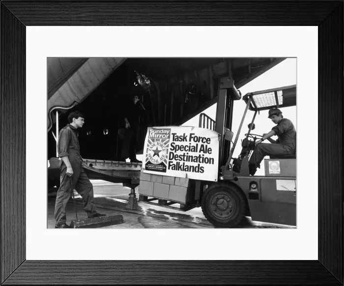 Framed Print : Eight and a half thousand bottles of beer are flown to the Falklands Islands Framed Print : Eight and a half thousand bottles of beer are flown to the Falklands Islands