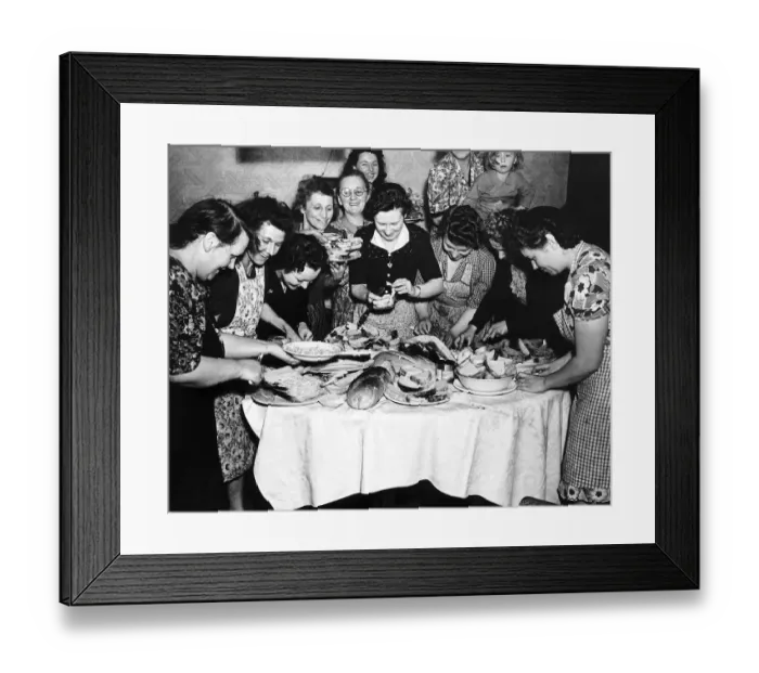Framed Print : Housewives in East Ham London prepare sandwiches for a farewell party for soldiers Framed Print : Housewives in East Ham London prepare sandwiches for a farewell party for soldiers