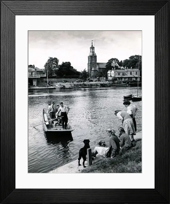 Framed Print : The ferry across the River Thames at Sunbury Transport Boat Punt Animals Framed Print : The ferry across the River Thames at Sunbury Transport Boat Punt Animals