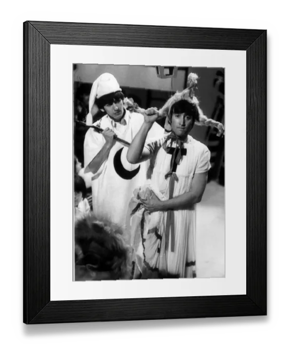 Framed Print : John Lennon and George Harrison rehearse for Around the Beatles tv spectacular 28 April