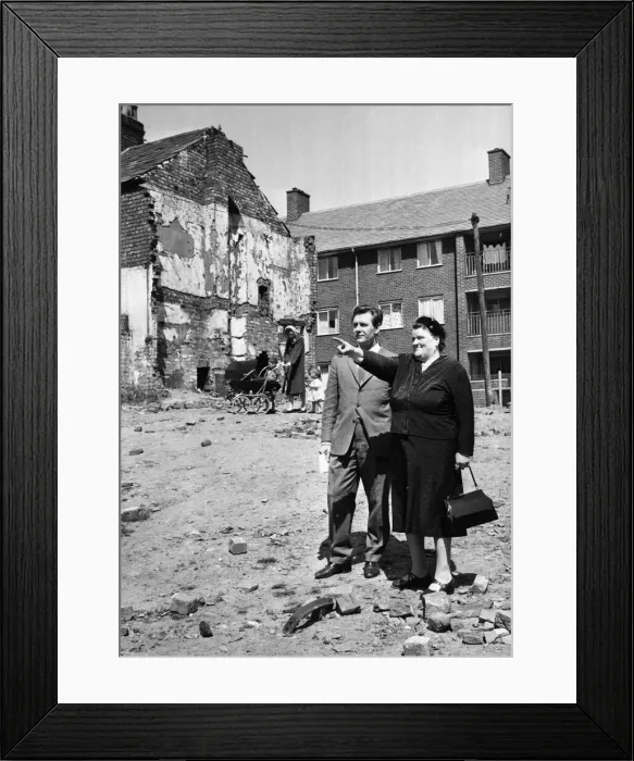 Framed Print : Mrs Bessie Braddock MP Seen here visiting one of the slum areas in Liverpool Framed Print : Mrs Bessie Braddock MP Seen here visiting one of the slum areas in Liverpool
