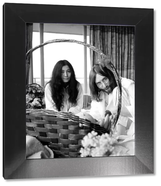 Yoko Ono and John Lennon at their 'Bed-In for Peace'