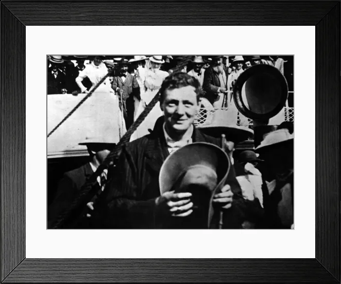 Framed Print : War correspondent for the Morning Post newspaper, Winston Churchill arrives in Durban Framed Print : War correspondent for the Morning Post newspaper, Winston Churchill arrives in Durban