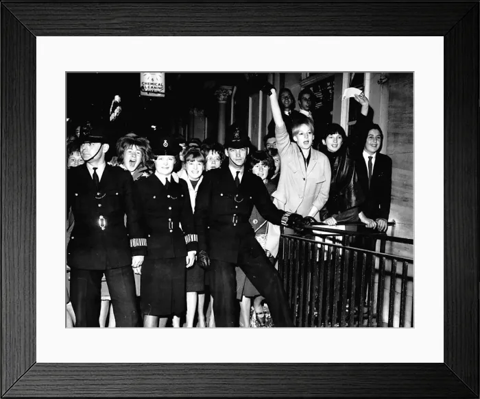 Framed Print : Beatles fans screaming outside the Palladium as they await the arrival of their idols Framed Print : Beatles fans screaming outside the Palladium as they await the arrival of their idols