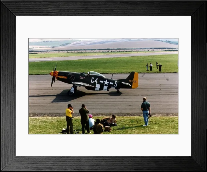 Framed Print : Air Aircraft North American P51 Mustang WW2 fighter plane in USAF markings Framed Print : Air Aircraft North American P51 Mustang WW2 fighter plane in USAF markings