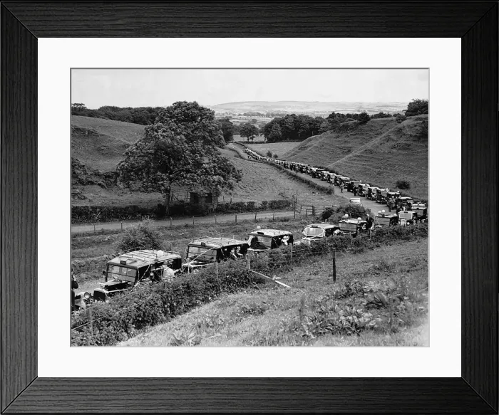 Framed Print : Glasgow taxis The long trail winding was some of the 120 Glasgow taxis taking children Framed Print : Glasgow taxis The long trail winding was some of the 120 Glasgow taxis taking children