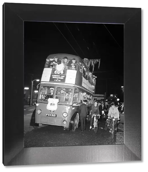 Last Journey in the trolleybus May 1962 Crowds turned up in huge numbers to take