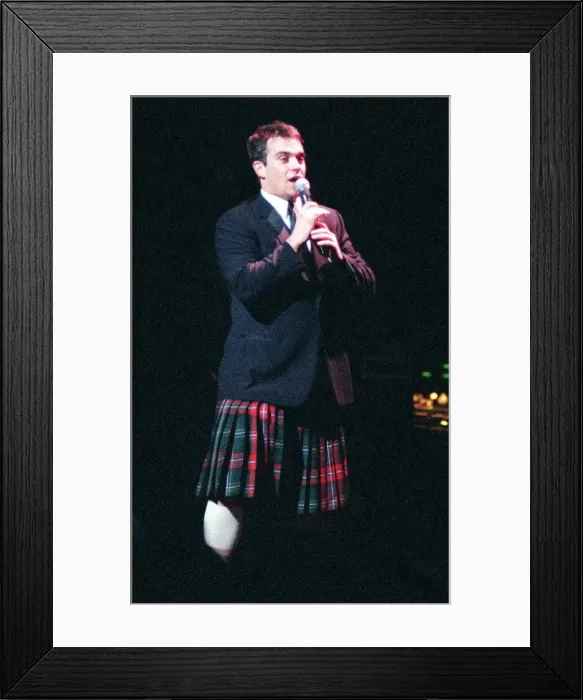 Framed Print : Robbie Williams in a Kilt at the SECC Glasgow February 1999