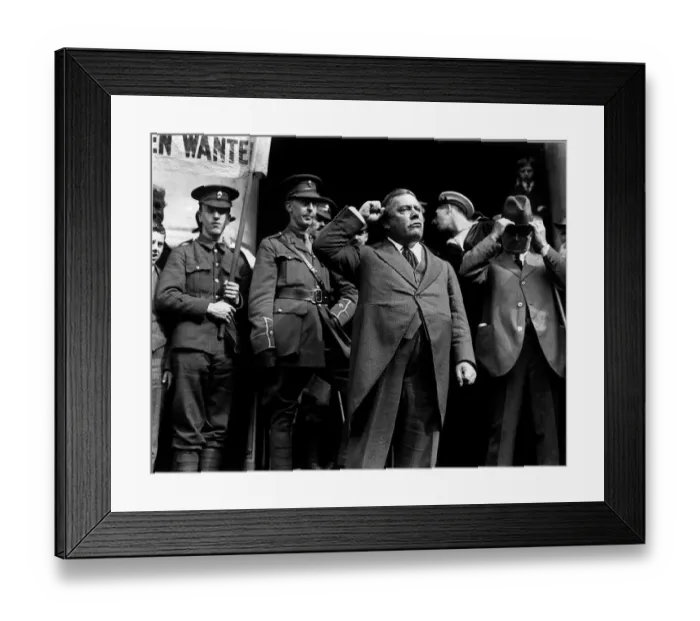 Framed Print : The Liberal MP Horatio Bottomley leading a recruitment rally to sign up volunteers for