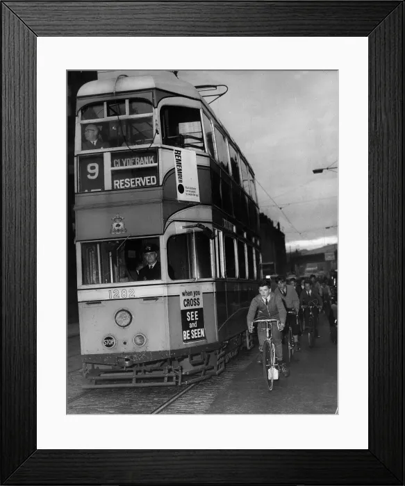 Framed Print : The last tram in public service on its route from Clydebank to Dalmuir Framed Print : The last tram in public service on its route from Clydebank to Dalmuir