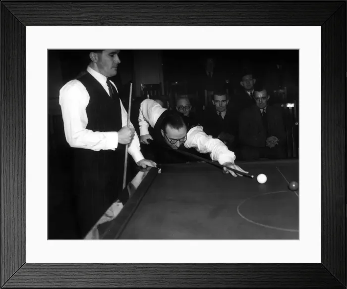 Framed Print : Fred Davis Snooker Player - Feb 1947 against Sidney Smith in the World Professional Framed Print : Fred Davis Snooker Player - Feb 1947 against Sidney Smith in the World Professional