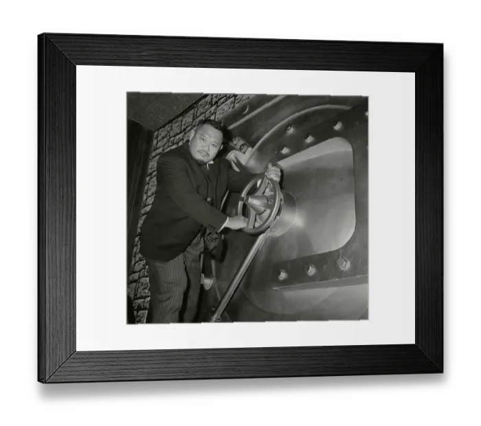 Framed Print : Harold Sakata January 1965, outside the London Hilton. Born in Japan