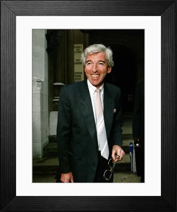 Framed Print : Tom O Connor comedian & TV presenter outside the High Court