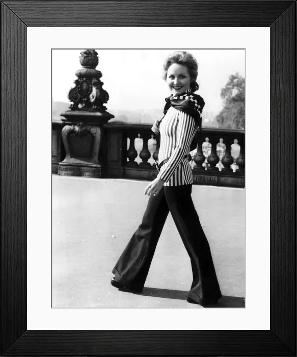 Framed Print : Lulu pop singer October 1972 Framed Print : Lulu pop singer October 1972