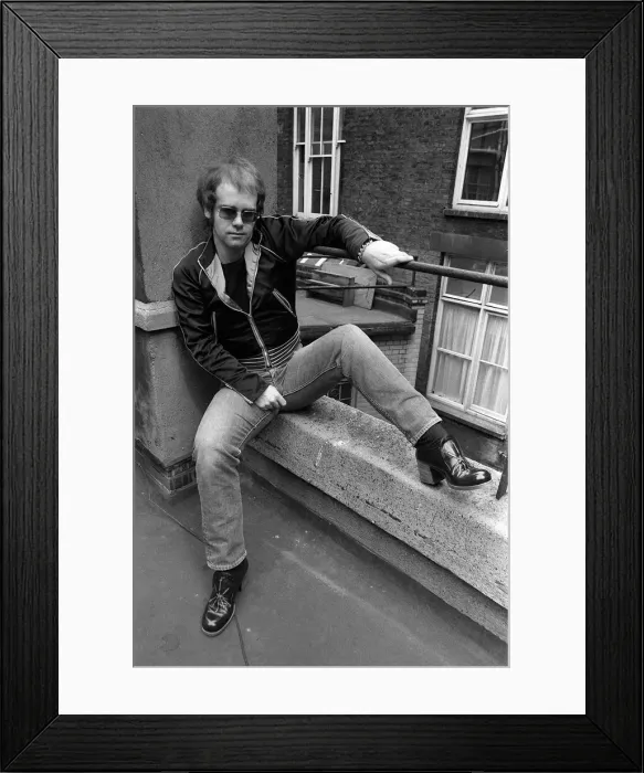 Framed Print : Sir Elton John 1972 Framed Print : Sir Elton John 1972