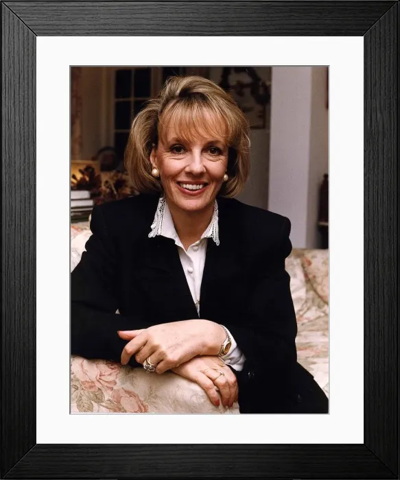 Framed Print : Esther Rantzen Tv Presenter Dbase