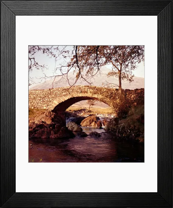 Framed Print : Cockley Beck bridge and Red How in the Lake District Cumbria Framed Print : Cockley Beck bridge and Red How in the Lake District Cumbria