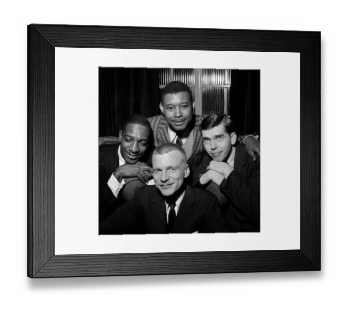 Framed Print : Gerry Mulligan with his group Joe Benjamin (left) Bob Brookmeyer (right