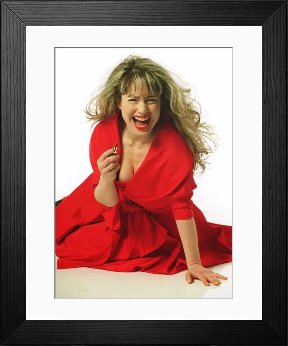 Framed Print : Katie Puckrick TV Presenter Models Lipstick Framed Print : Katie Puckrick TV Presenter Models Lipstick