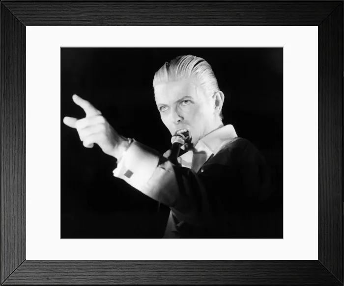 Framed Print : David Bowie pop singer on stage 1976 Framed Print : David Bowie pop singer on stage 1976