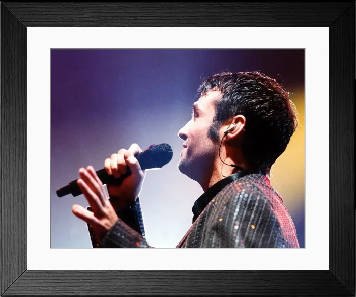 Framed Print : Marti Pellow lead singer Wet Wet Wet pop group music profile on stage Glasgow SECC Framed Print : Marti Pellow lead singer Wet Wet Wet pop group music profile on stage Glasgow SECC