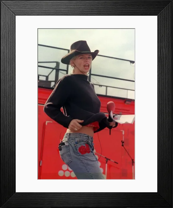 Framed Print : Zoe Ball Radio One DJ July 1999 At the Radio 1 Road Show in Irvine Framed Print : Zoe Ball Radio One DJ July 1999 At the Radio 1 Road Show in Irvine