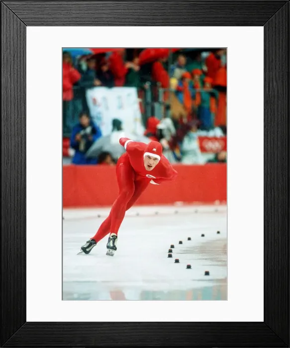Framed Print : Norwegian speed sketer Johan Olav Koss Speed in action during the 1992 Winter Olympic Framed Print : Norwegian speed sketer Johan Olav Koss Speed in action during the 1992 Winter Olympic