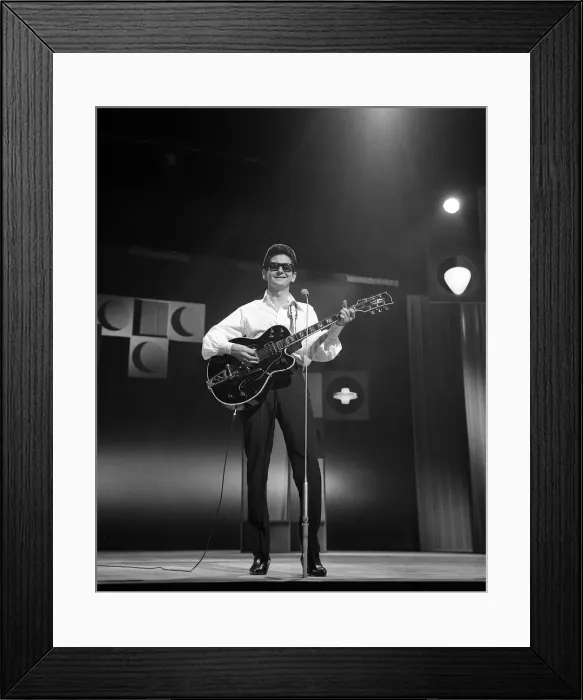 Framed Print : Roy Orbison pop singer performing on Sunday Night at the London Paladium. 7th March 1965 Framed Print : Roy Orbison pop singer performing on Sunday Night at the London Paladium. 7th March 1965