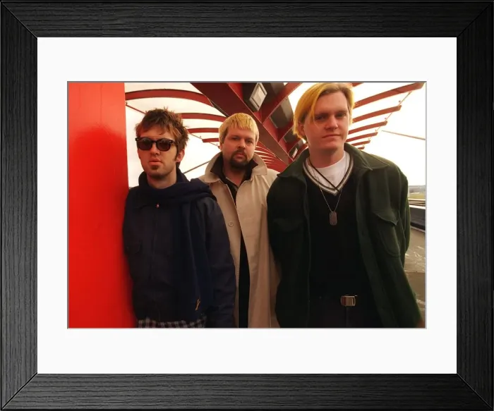 Framed Print : Pop band The Eels from America 1997 Framed Print : Pop band The Eels from America 1997