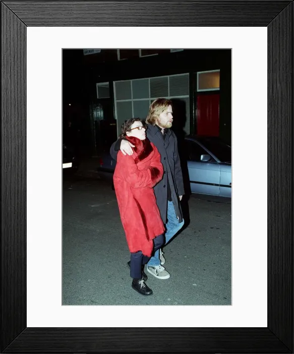 Framed Print : Ewan Mcgregor Actor February 1999, walking down London street with his arm around unknown
