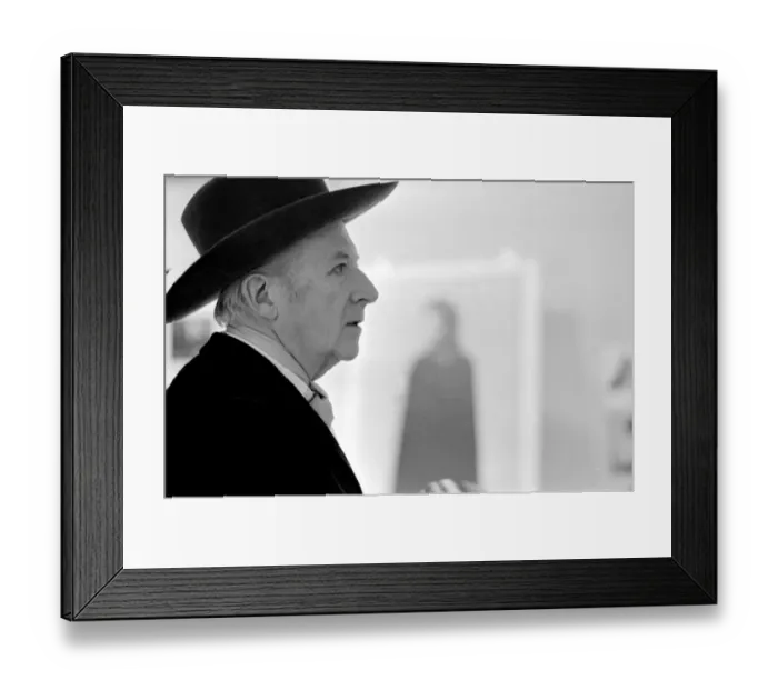 Framed Print : Cecil Beaton, photographer and artist, at his exhibition. October 1968