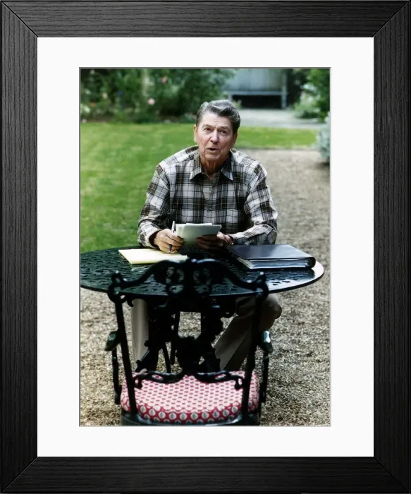 Framed Print : Ronald Reagan, Former President of the United States of America USA. 12th June 1989 Framed Print : Ronald Reagan, Former President of the United States of America USA. 12th June 1989