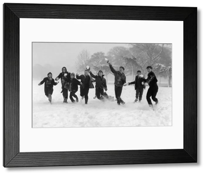 Framed Print : Children on holiday from school Framed Print : Children on holiday from school