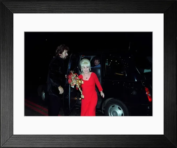 Framed Print : Barbara Windsor actress November 1998, Eastenders actress getting out of black taxi Framed Print : Barbara Windsor actress November 1998, Eastenders actress getting out of black taxi