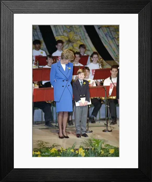Framed Print : Princess Diana with her son, Prince William in Cardiff on St David Framed Print : Princess Diana with her son, Prince William in Cardiff on St David