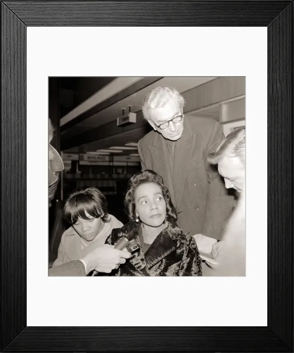 Framed Print : Mrs Martin Luther King March 1969 Arrives at London Airport with her Framed Print : Mrs Martin Luther King March 1969 Arrives at London Airport with her