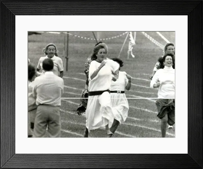 Framed Print : Princess Diana comes second in mums race at Prince William
