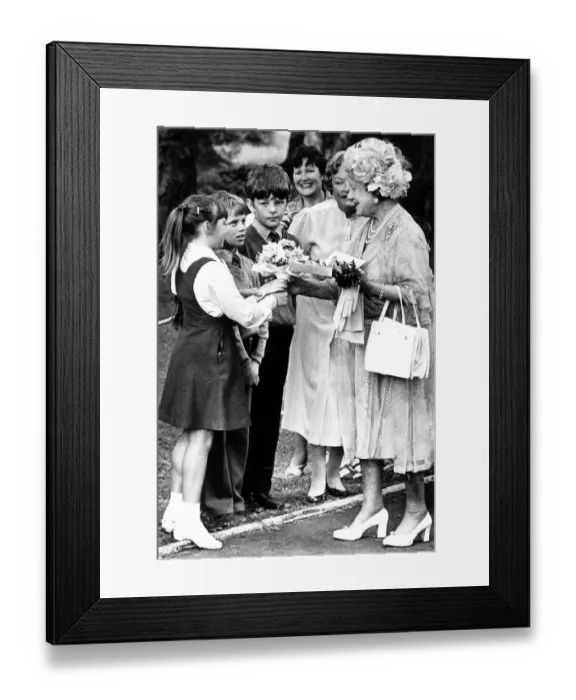 Framed Print : The Queen Mothers Visit To Northern Ireland June 1983 Adele Healey (9) Framed Print : The Queen Mothers Visit To Northern Ireland June 1983 Adele Healey (9)