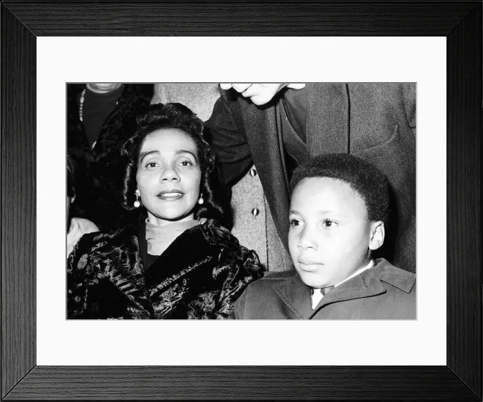 Framed Print : Mrs Correta King with her son Martin Luther King widow of Dr Martin Luther King Framed Print : Mrs Correta King with her son Martin Luther King widow of Dr Martin Luther King