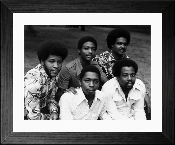 Framed Print : The Stylistics 21st July 1975 the pop group sight-seeing in London Framed Print : The Stylistics 21st July 1975 the pop group sight-seeing in London