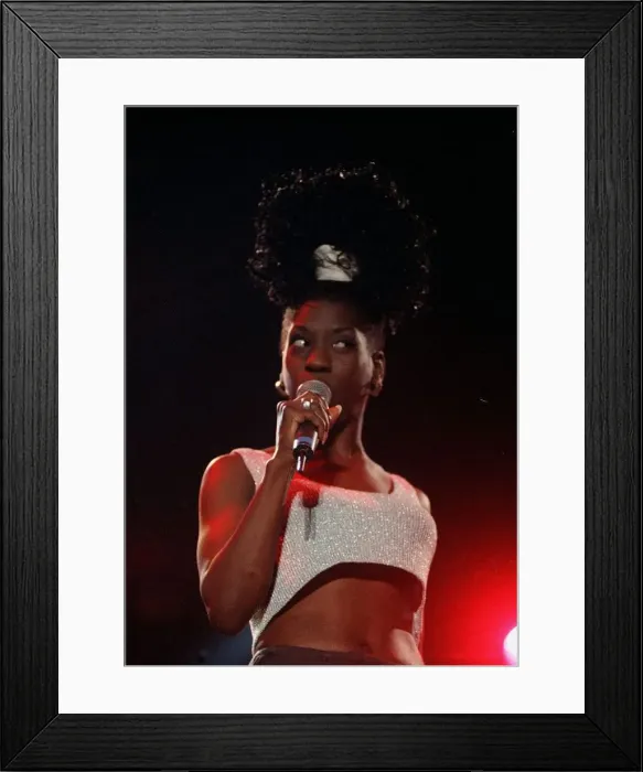 Framed Print : M People Heather Small singing T in the Park Strathclyde Park 1995 Framed Print : M People Heather Small singing T in the Park Strathclyde Park 1995