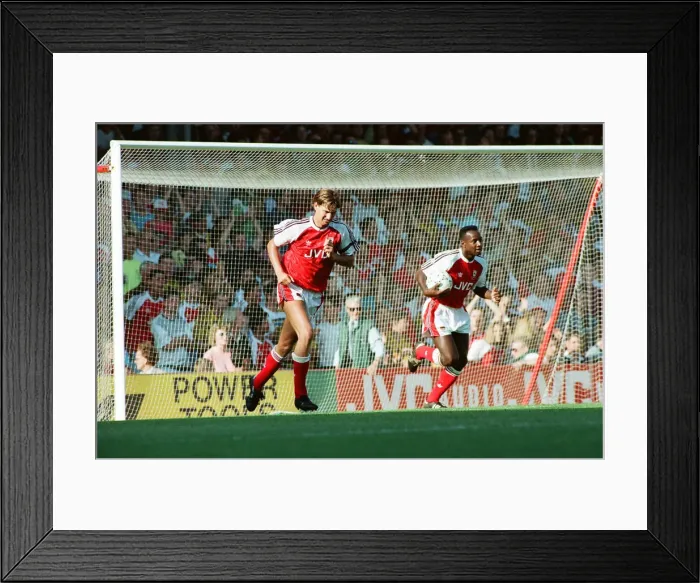 Framed Print : Arsenal 1 v. Coventry 2. Tony Adams and Michael Thomas. 7th September 1991