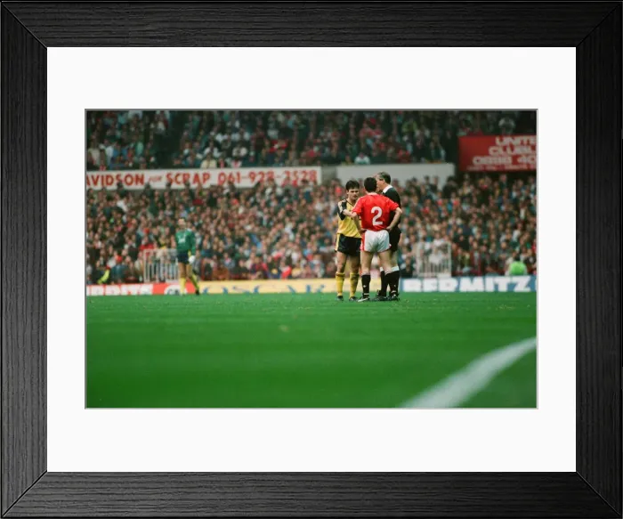Framed Print : Manchester United 0 v. Arsenal 1. 20th October 1990 Framed Print : Manchester United 0 v. Arsenal 1. 20th October 1990