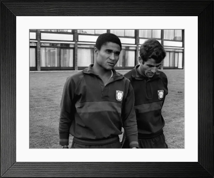 Framed Print : Eusebio de Silva of Portugal in London 1966 World Cup Framed Print : Eusebio de Silva of Portugal in London 1966 World Cup