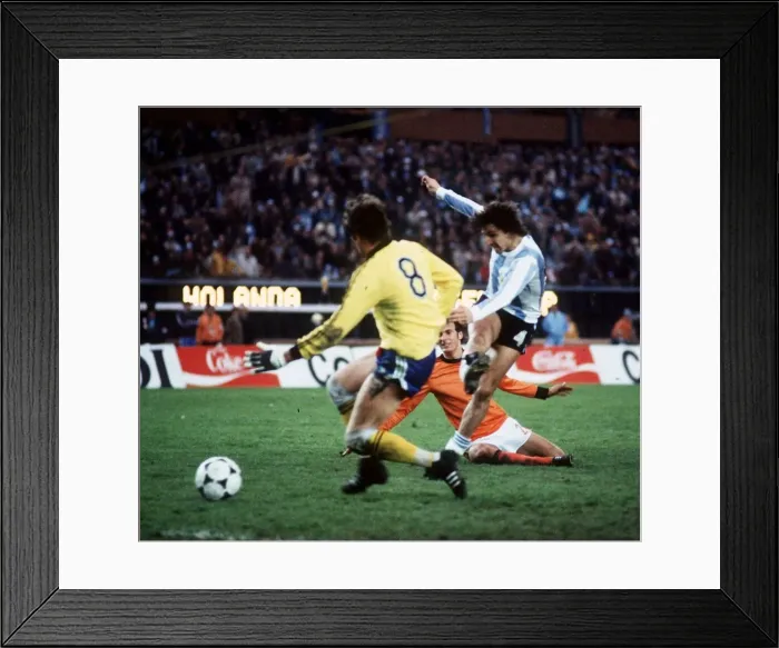 Framed Print : World Cup final 1978 Holland 1 Argentina 3 football Bertoni scores