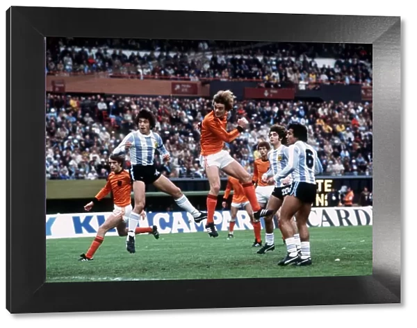 World Cup final 1978 Holland v Argentina football Johnny Rep in air centre